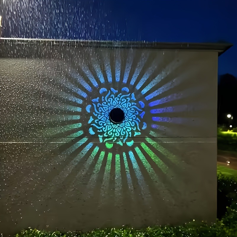 Outdoor Lighting Traditional - Lampada Solare LED da Parete con