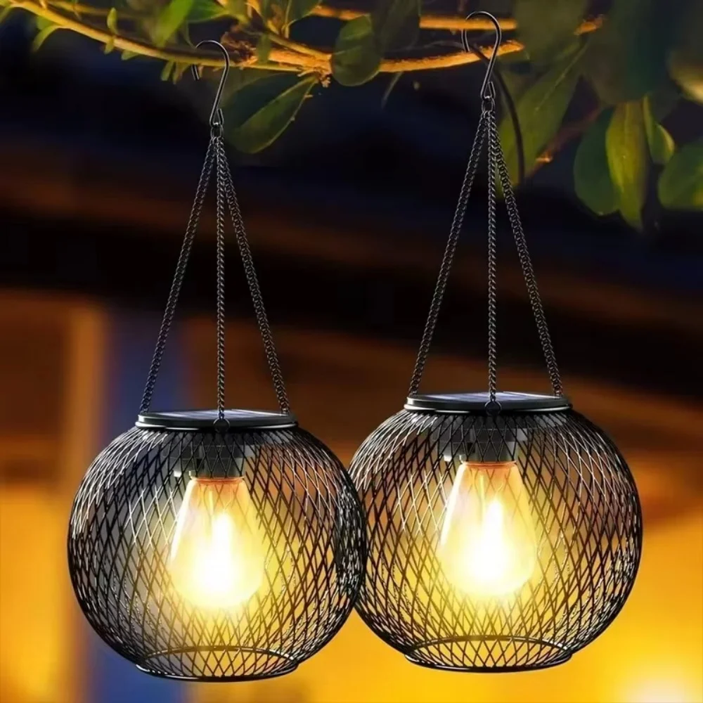 Outdoor Lighting Traditional - Lanterna Solare in Ferro Battuto, Sferica