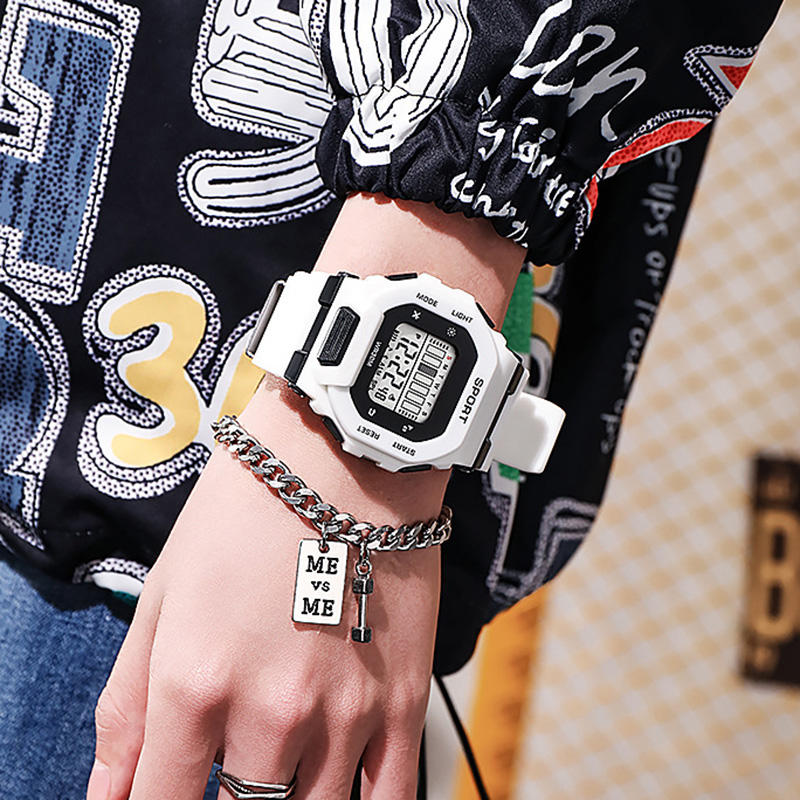 YIKAZE Orologio sportivo da uo - Outdoor Lighting Trends recensione e prezzo