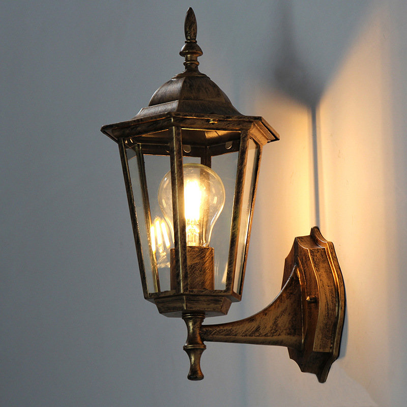 Lampada da parete a Led retrò  - Outdoor Lighting Amazon recensione e prezzo