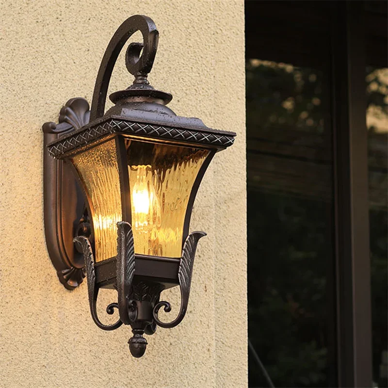 Lampada da Parete per Esterni  - Outdoor Lighting Amazon recensione e prezzo